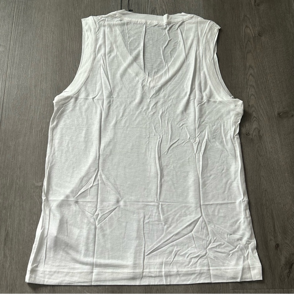 NWT 925Fit The Vine Vneck Tank top white women’s size medium sleeveless athletic - Picture 2 of 6
